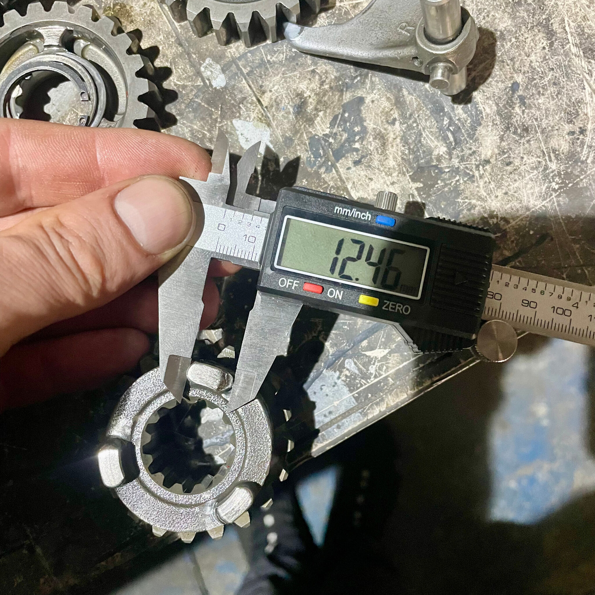 SU Yamaha YZF426 Repas prevodovky
